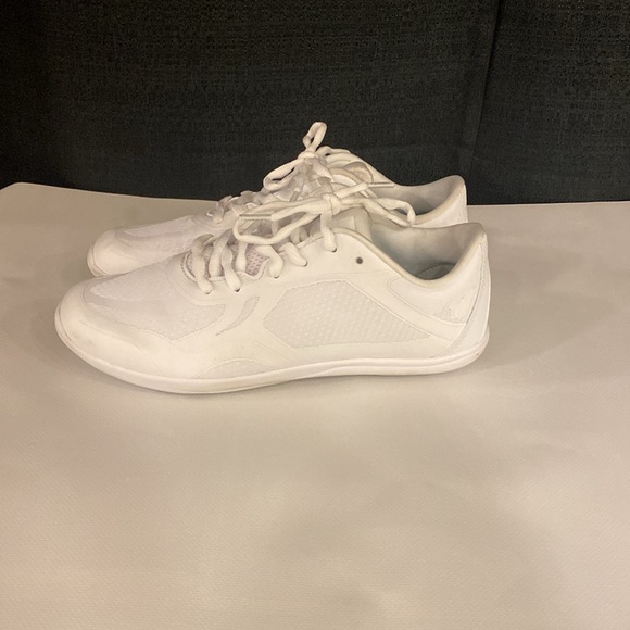 Varsity Kickoff shoe size 9.5 - Picture 3 of 7